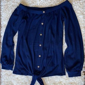 Off shoulder long sleeve shirt